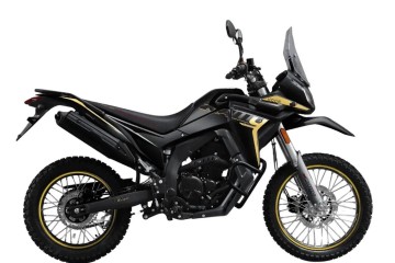 VOGE 300GY Rally 2025 Gmole i szyba w standardzie