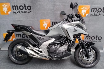 750X | zarejestrowany | LED, ABS, kontrola trakcji, tryby jazdy | RATY